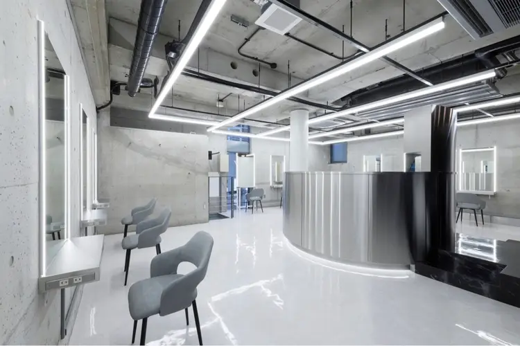 CYM【シィム】の内観・外観1