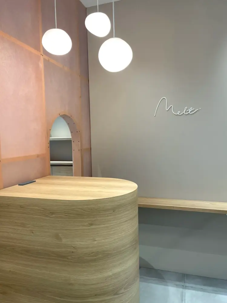 melt西梅田店の内観・外観3