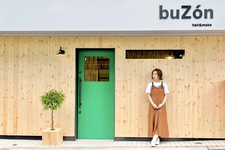 buZonの内観・外観1