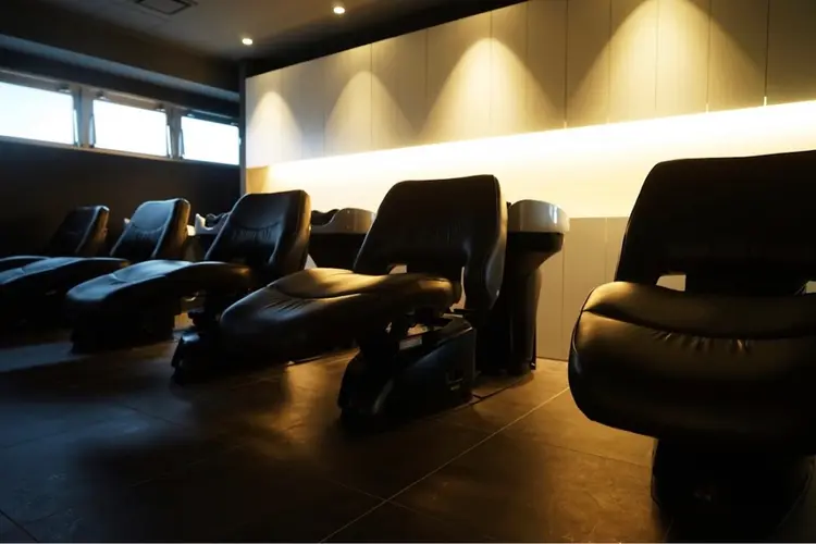 AFLOAT   D’Lの内観・外観2