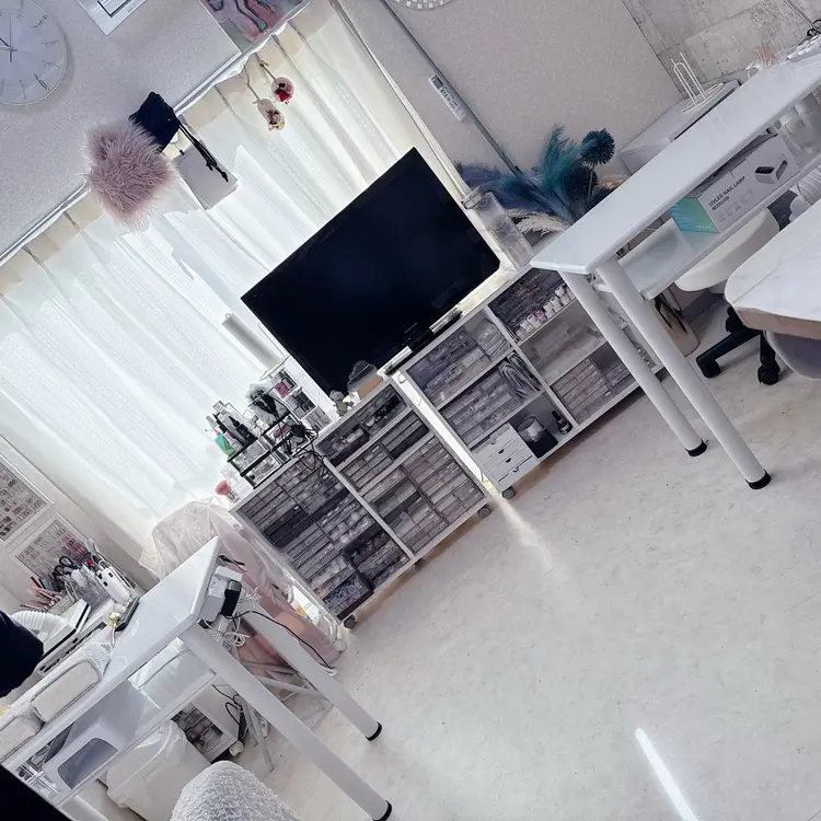 R'ece nailの内観・外観1