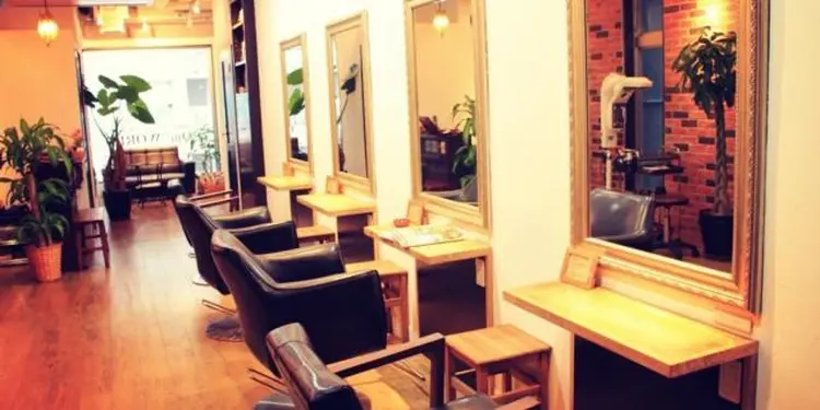 OneWORLDの内観・外観1