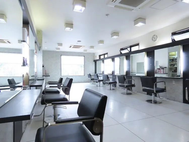 美容室アリエルセバスチャンの内観・外観1