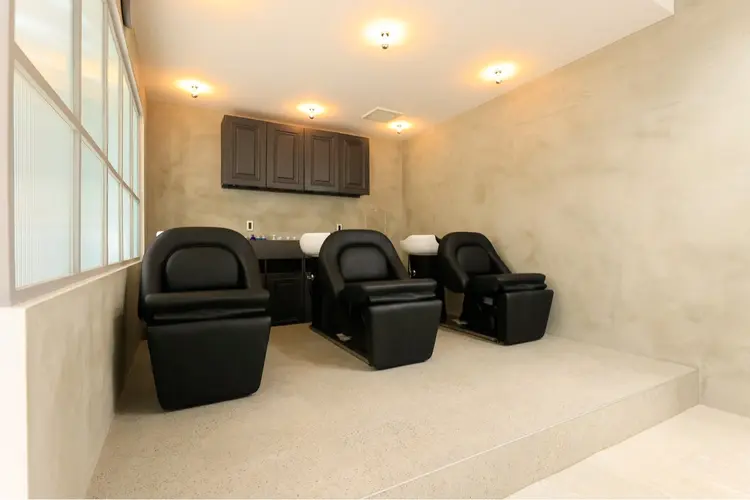 eN°   by youres hair 飯田橋店の内観・外観3