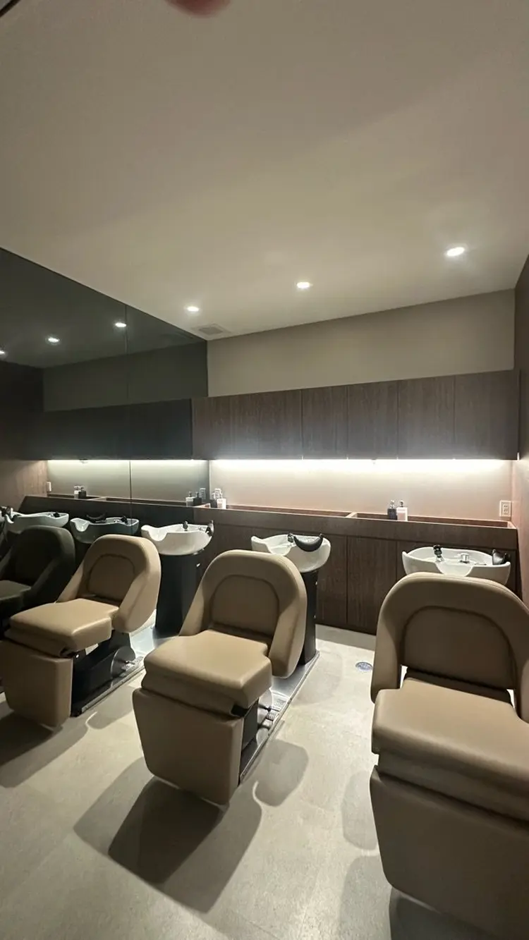 SALOWINの内観・外観3