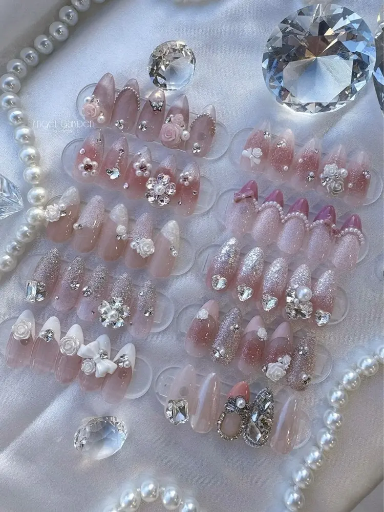 Angelgarden nail&eye 青山店の内観・外観1