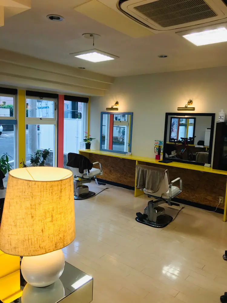 美容室　ステラの内観・外観2
