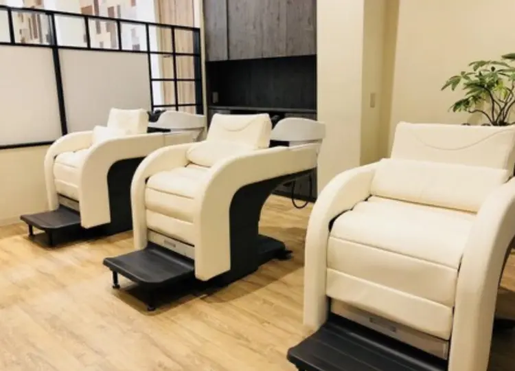 CREAの内観・外観3