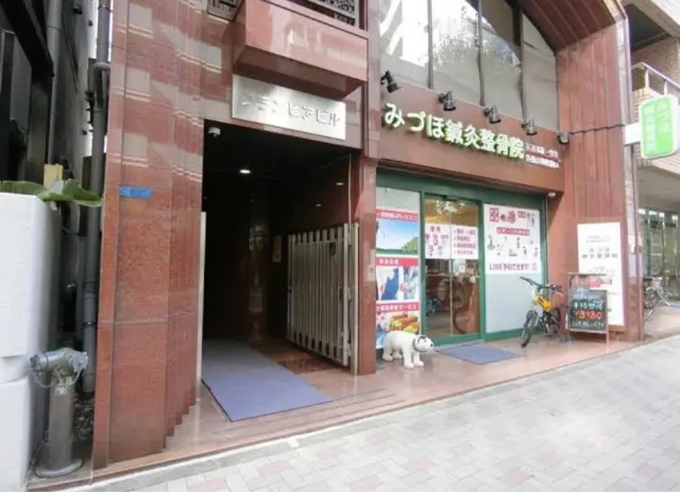 エクシアホワイト日本橋店の内観・外観1