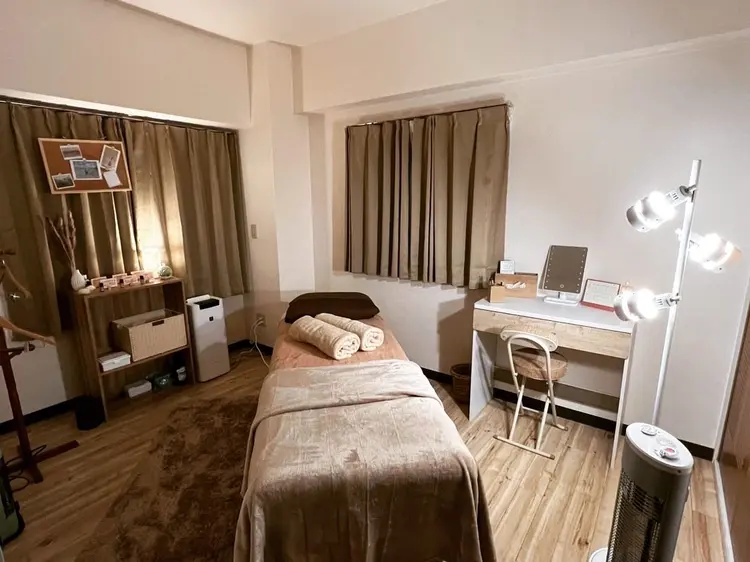 -HAYUHANA-の内観・外観1