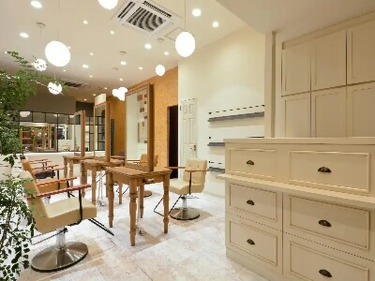 CREAの内観・外観2