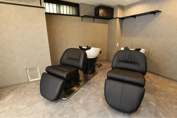 髪質改善トリートメント&ヘッドスパ専門店LAPISUTA門前仲町の内観・外観2