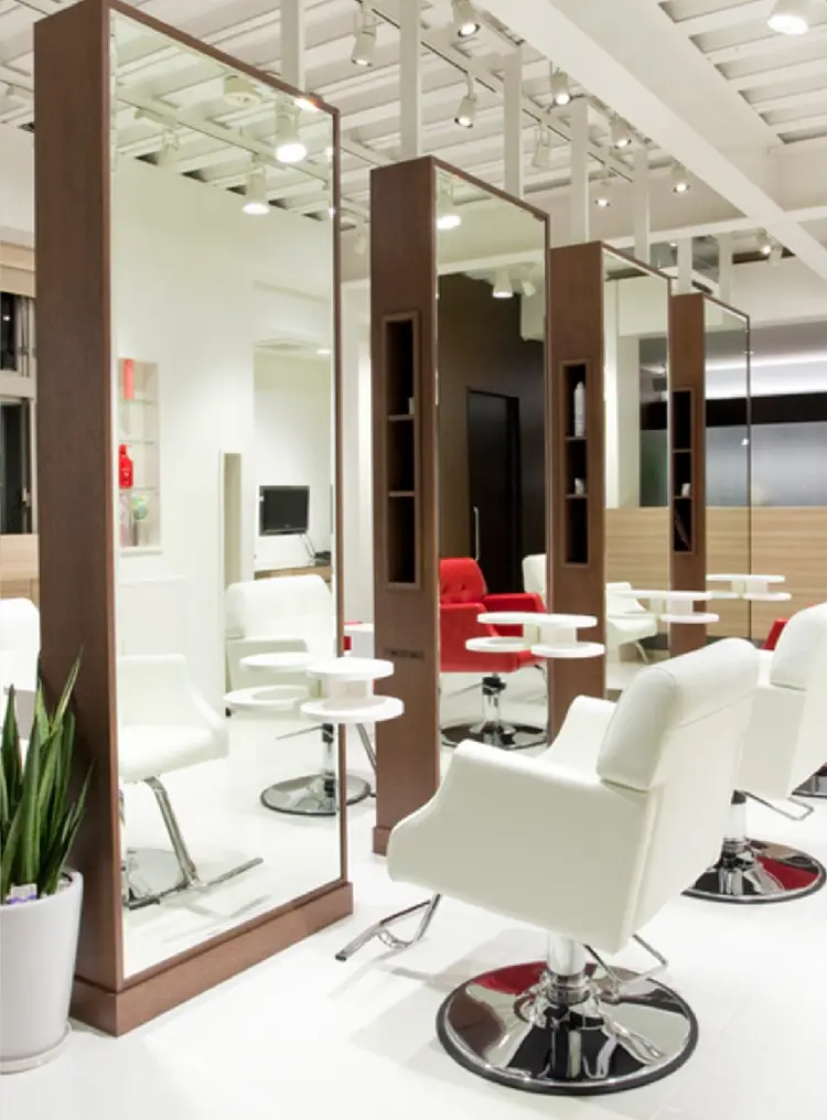 ZU-LU生田店の内観・外観2