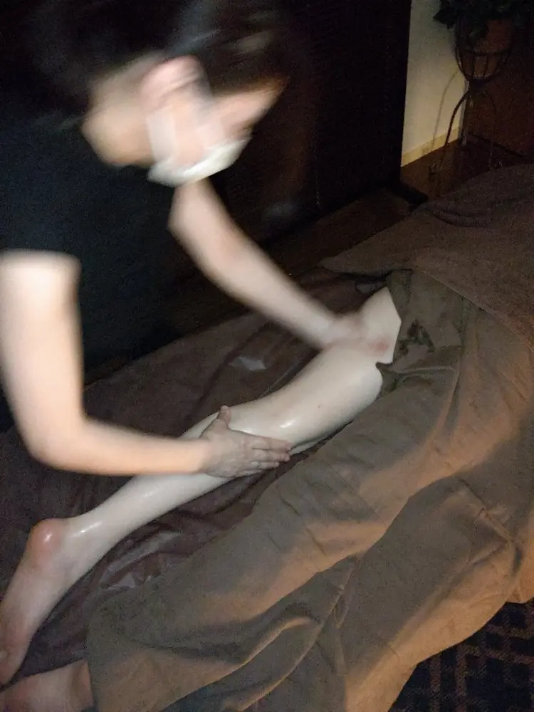 リラクゼーションサロンGaneshaの内観・外観1