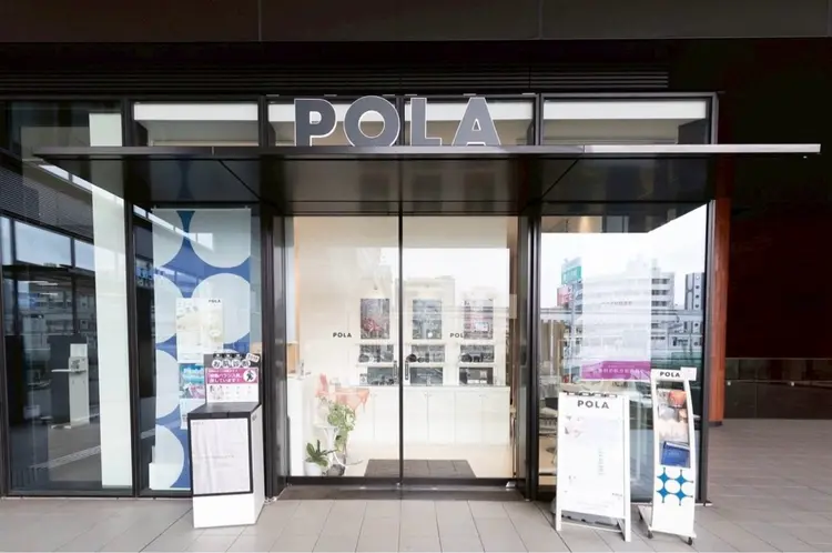 ポーラザビューティー小倉駅前店の内観・外観1