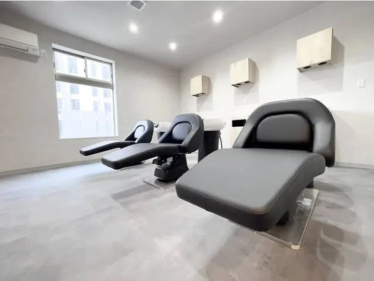 髪質改善美容室Lustの内観・外観2