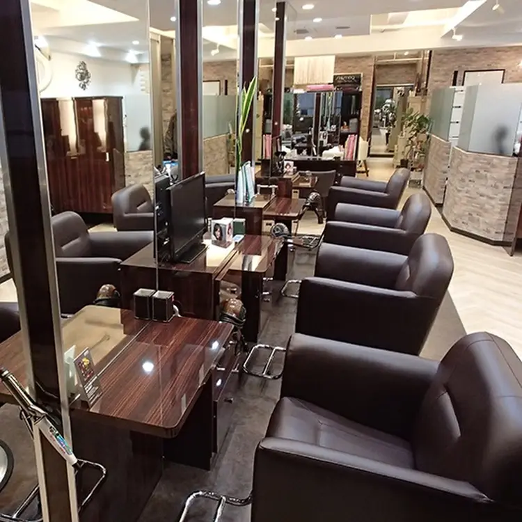 Chara　池袋本店の内観・外観1