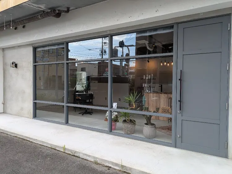 SOLの内観・外観1