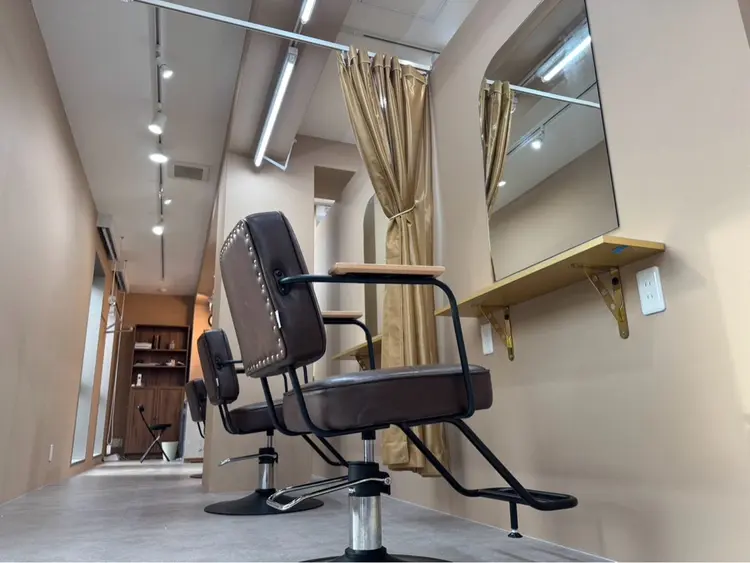 mood hair salonの内観・外観1