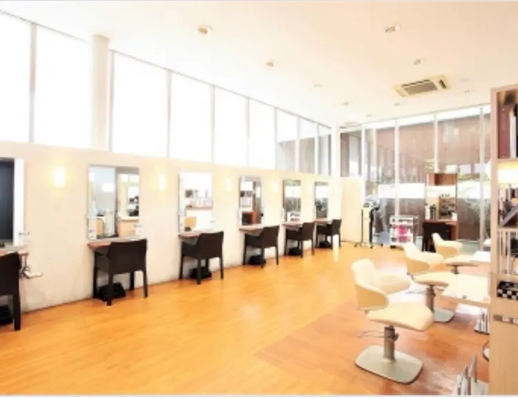 BOSS COLLECTIONの内観・外観1