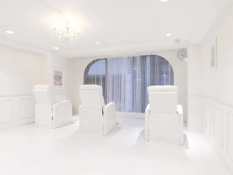 Carat Eyelash&Eyebrow 市川店の内観・外観1