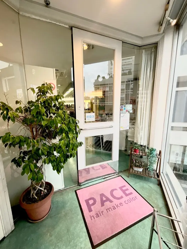 PACENAIL今福店の内観・外観2