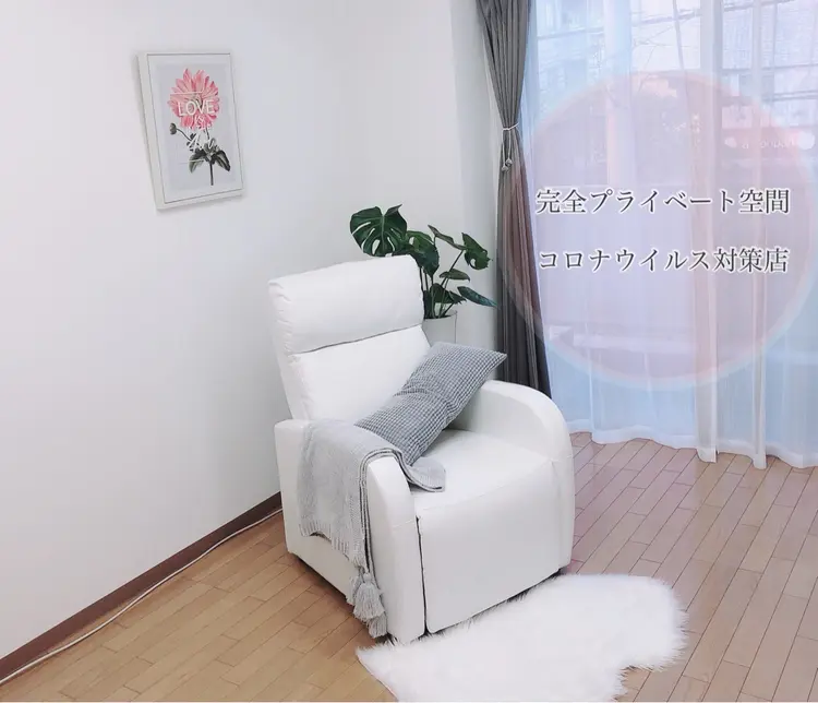 まつげエクステ・パーマ・眉専門店｜デイズの内観・外観1