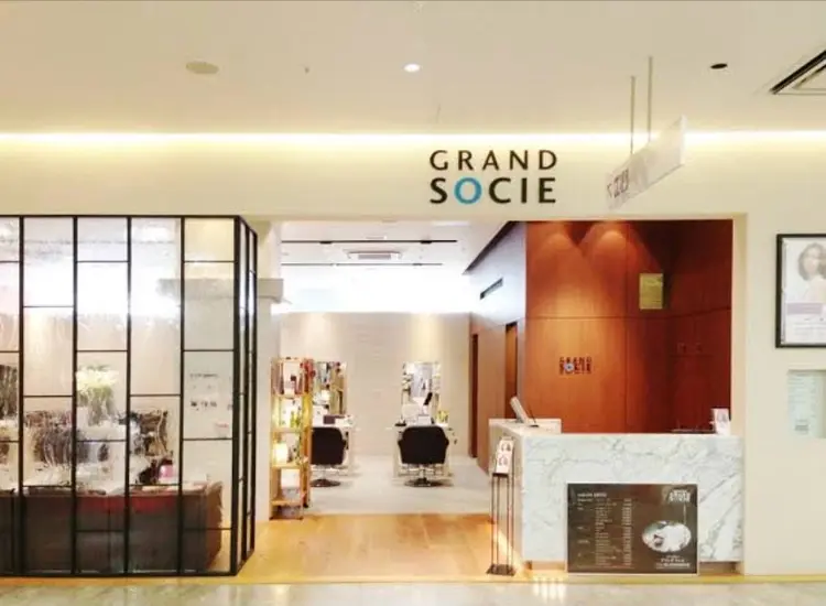 グランドソシエ　御影店の内観・外観1