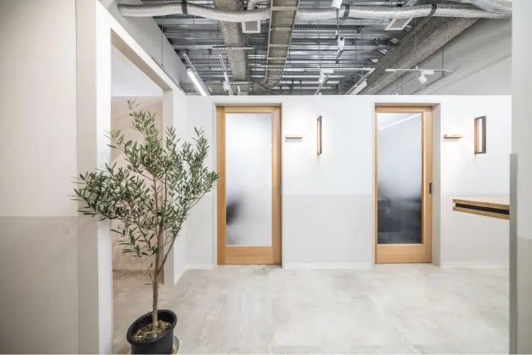 GO TODAYシェアサロン大名店の内観・外観2