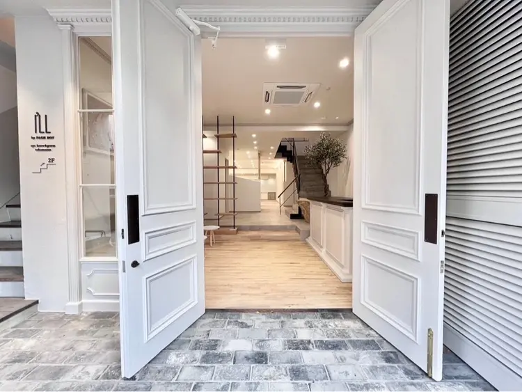 PAGE BOY Hair&Design 髪質改善サロン 瓦町店の内観・外観2