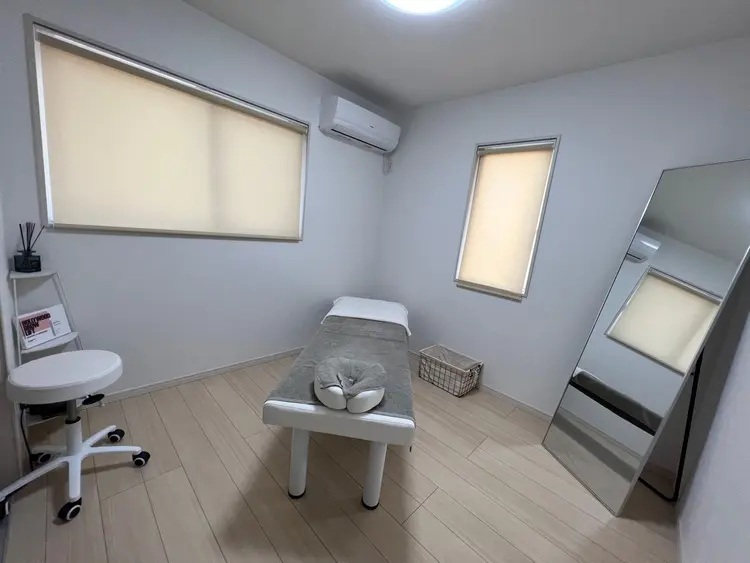 Akalaの内観・外観1