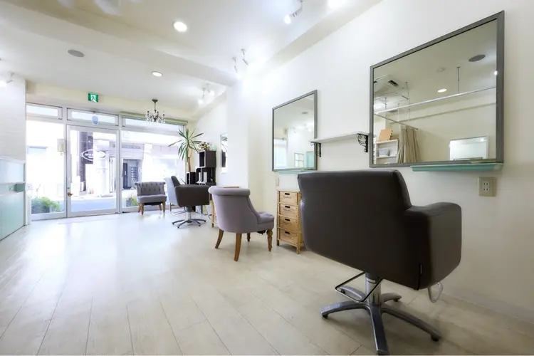 Hair&nail Seesawの内観・外観1