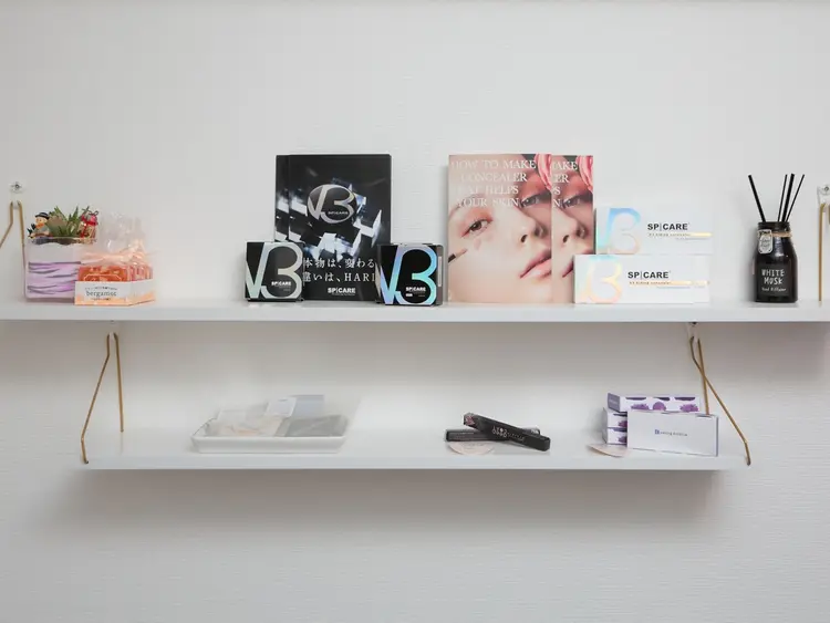 サロンドシャネルの内観・外観2