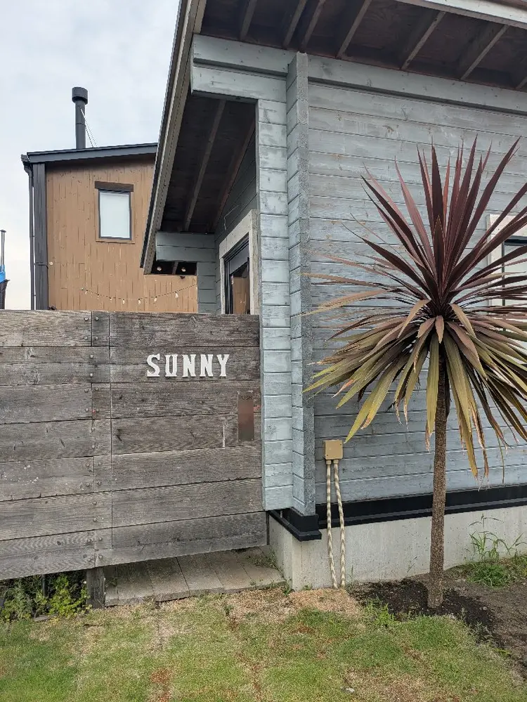 private salon  SUNNYの内観・外観2