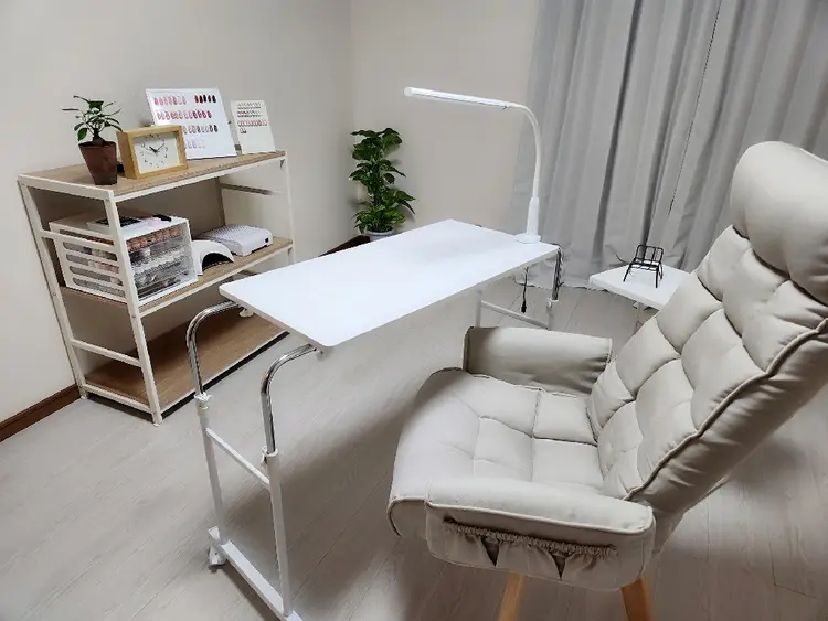 Vi+の内観・外観1