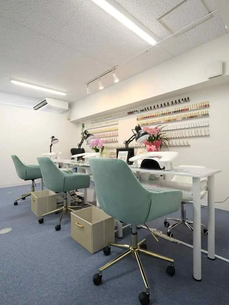 mochi nail salonの内観・外観1
