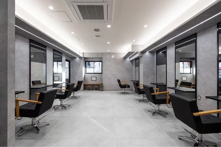 Moana by HeadLight 新越谷店の内観・外観3