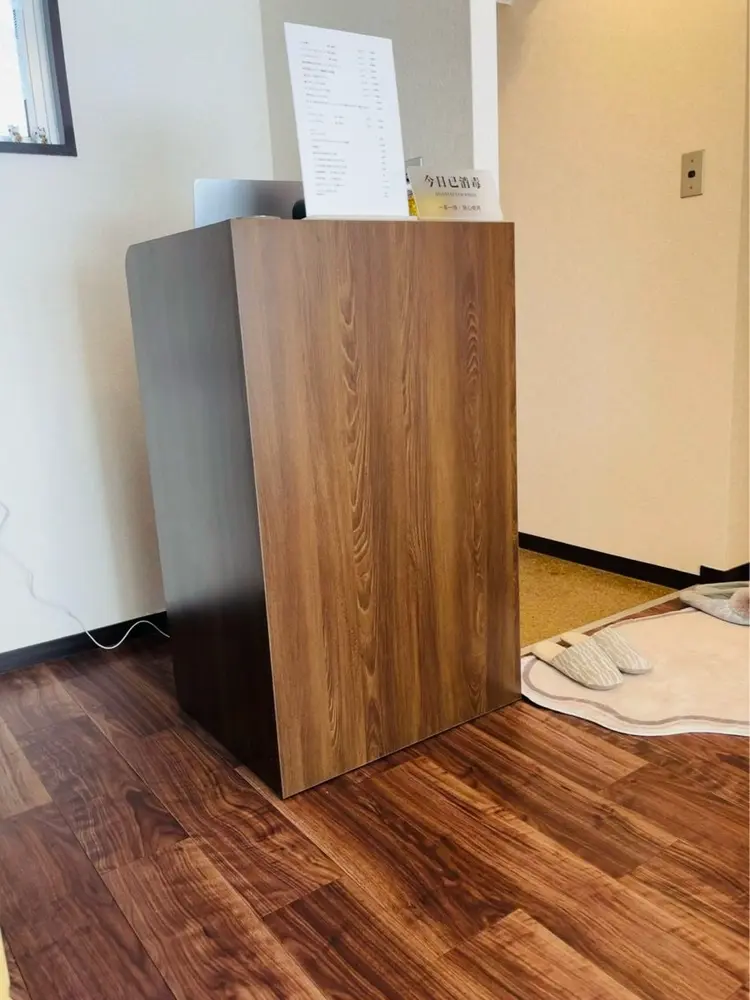 Hello Pretty Nail Salon 305の内観・外観2