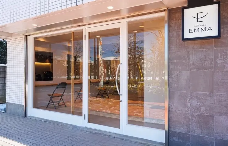 EMMAの内観・外観1