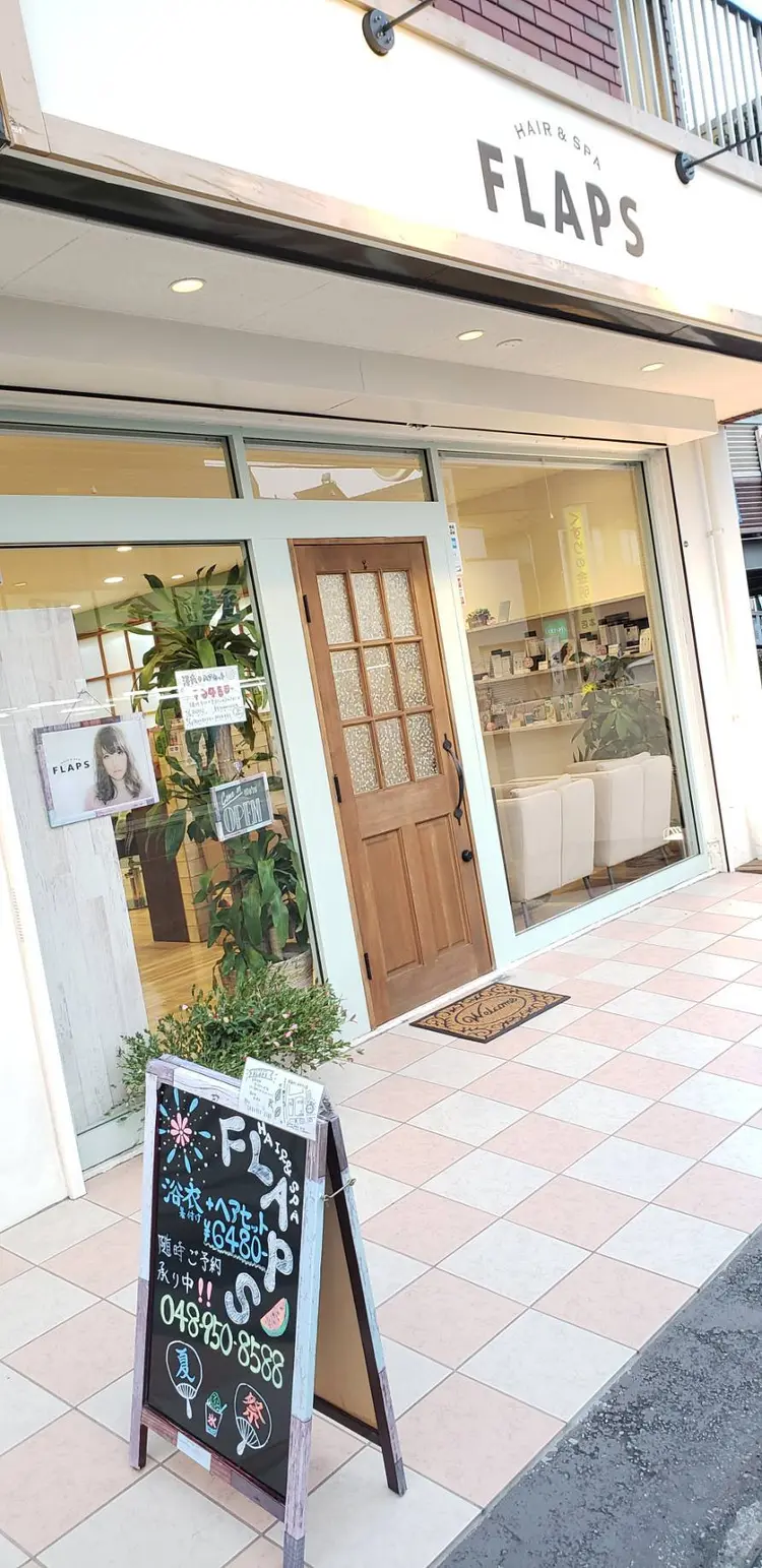 HAIR&SPA FLAPSの内観・外観1