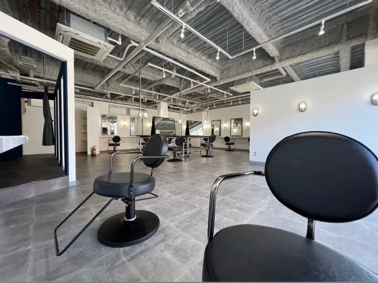 HOLLYの内観・外観3