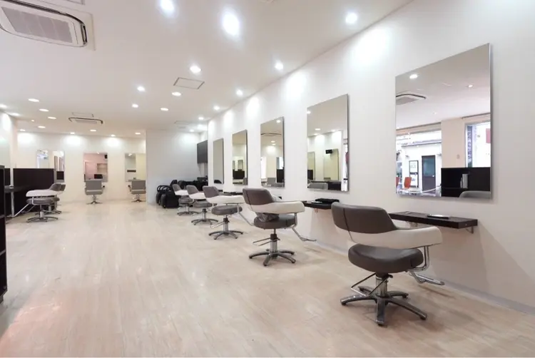 TIDEHAIR高槻2ndの内観・外観3