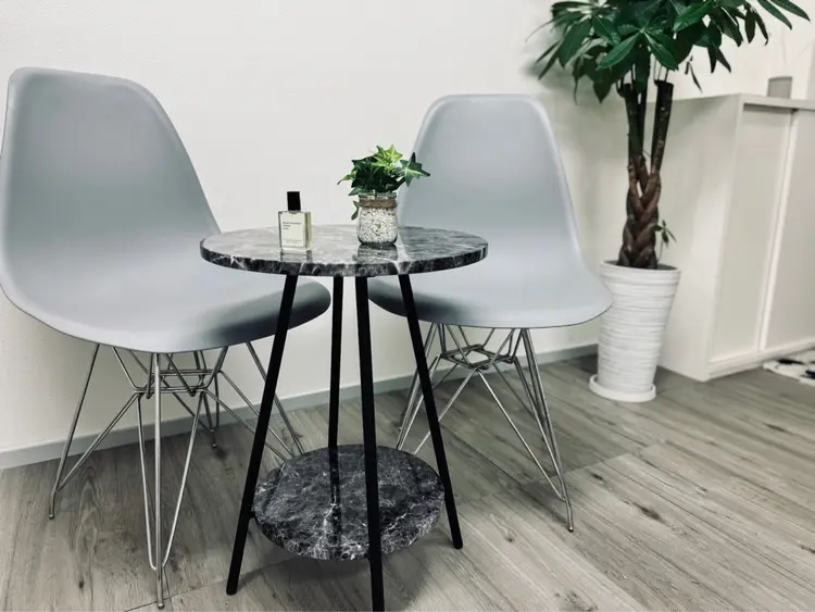 メンズラウンジ名古屋駅前店の内観・外観2