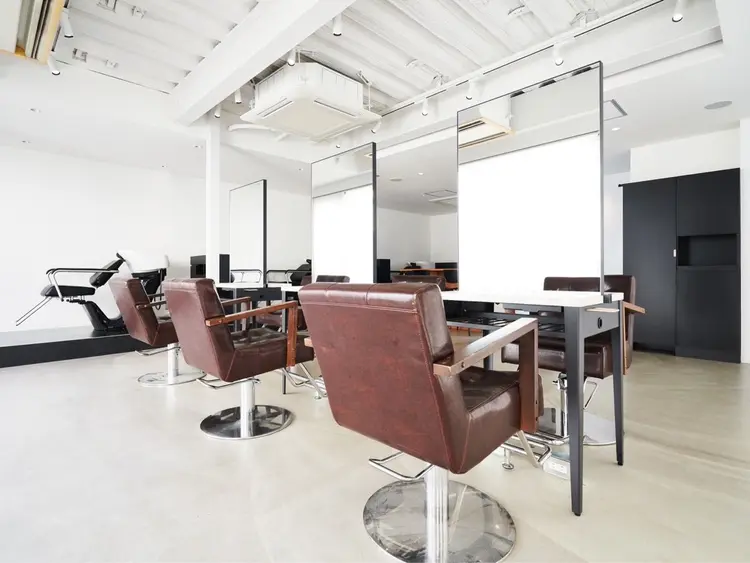 ROIS表参道の内観・外観3