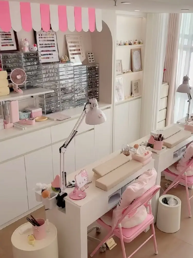 Nail Salon Cutieの内観・外観2