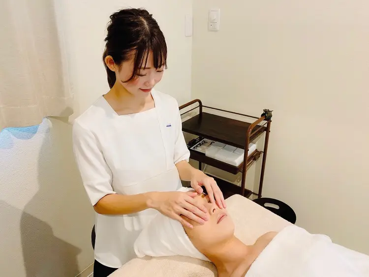 POLA raviere店の内観・外観2