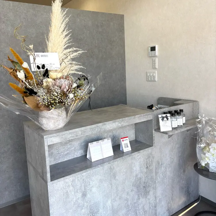 lula design 亀山店の内観・外観1