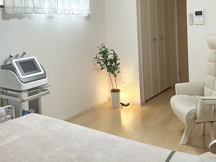 White  Turquoise（ホワイト　ターコイズ）の内観・外観1