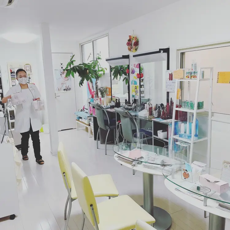 メナードフェイシャルサロン千代原口店の内観・外観3