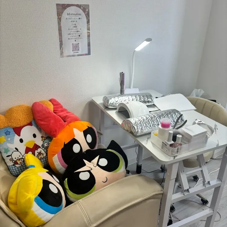 RE:N.NAILの内観・外観1